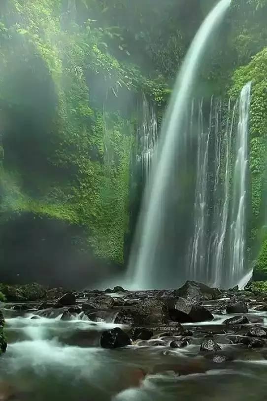 如何穿越到八月11号？游戏画面